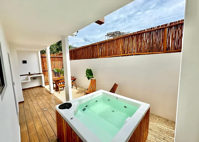 Apartamento Chic 2br Condo, Private Jacuzzi And 2 Free Bikes *